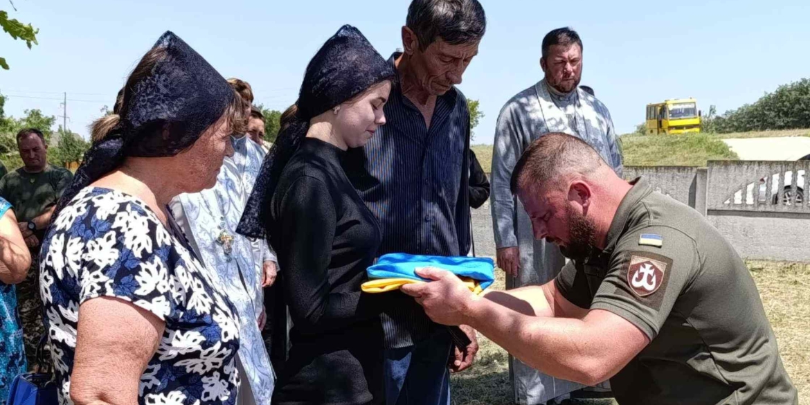 Городківська громада прощалась з Героєм з десантно-штурмового батальйону