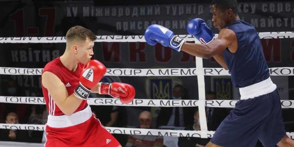 Боксер з Вінниці здобув “срібло” на турнірі у Херсоні