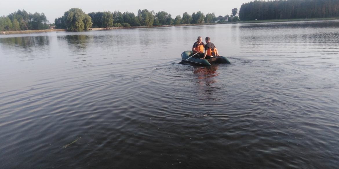 На Вінниччині врятували жінку, яка через негоду опинилась посеред річки