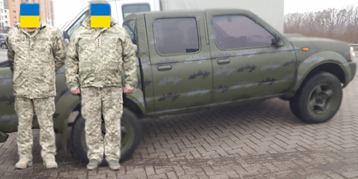 Калинівка передала ще одне авто українським захисникам