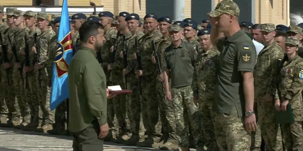 Капітану медслужби з Вінниччини Президент вручив орден "За мужність"