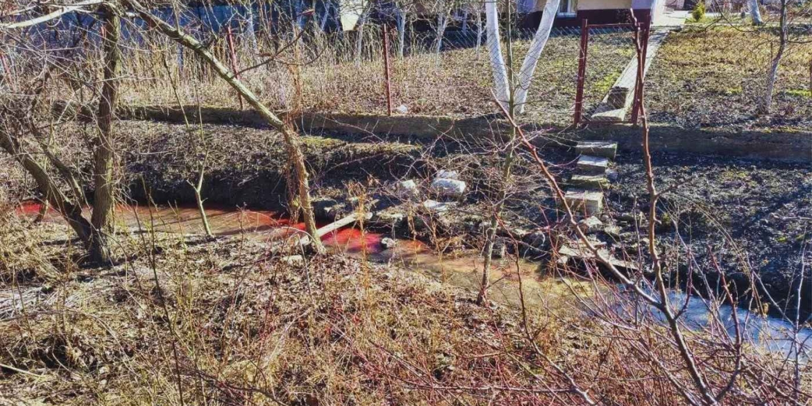 Хто та чому залив кров'ю одну з малих річок Вінниці