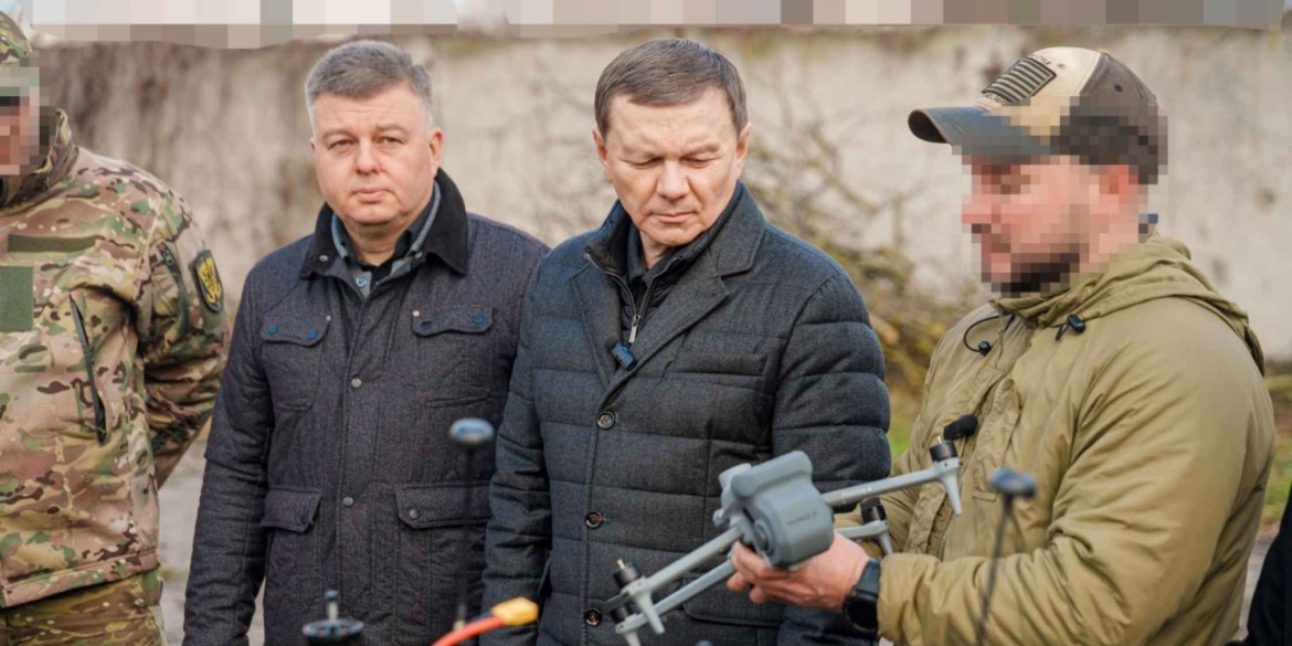 Команда гуманітарного штабу передала обладнання ще двом бойовим підрозділам