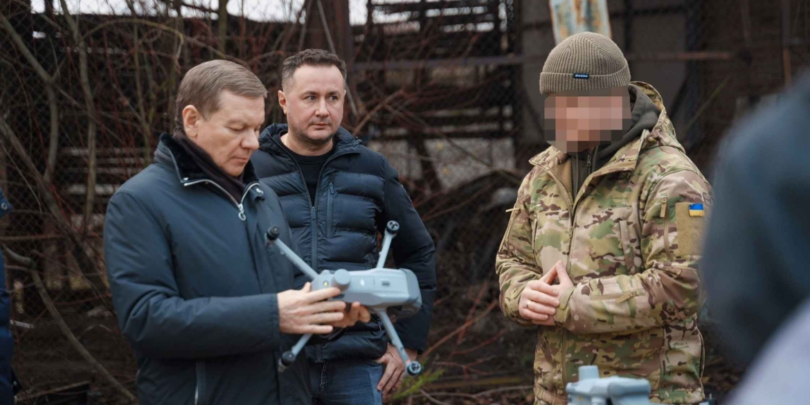 Команда гумштабу підсилила ще одну бригаду - передали п'ять Matrice 4T та 50 БПЛА