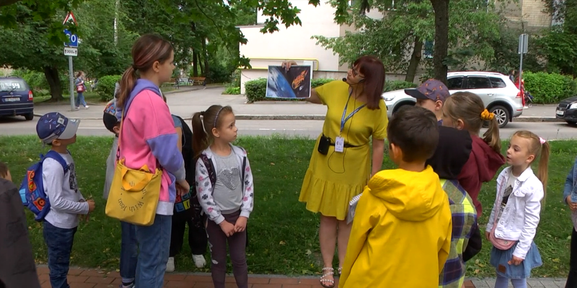 "Космічна мандрівка": у Вінниці організовують тематичні екскурсії для дітей
