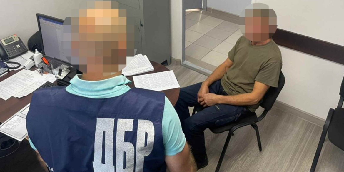 Лісник допустив незаконну вирубку дерев на Вінниччині на майже 3 млн грн