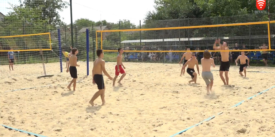 Любительський турнір з волейболу організували для молоді Вінниці