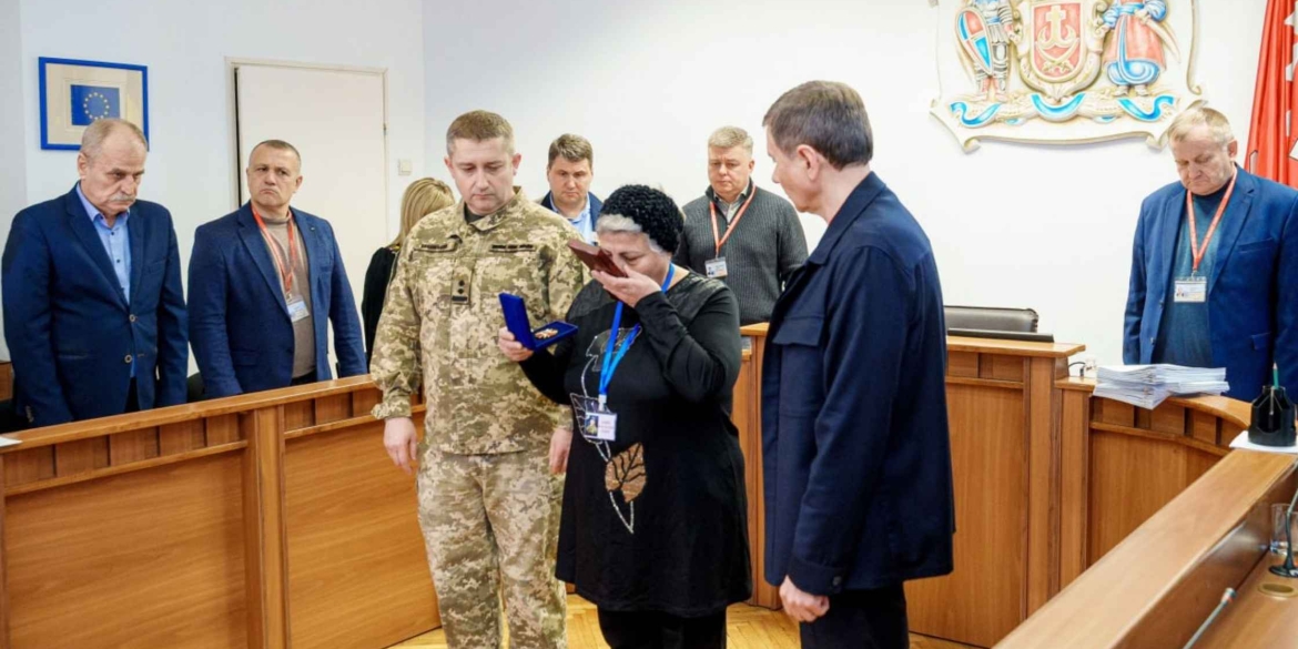 Матері полеглого Захисника у Вінниці вручили орден «За мужність» ІІІ ступеня, присвоєний посмертно