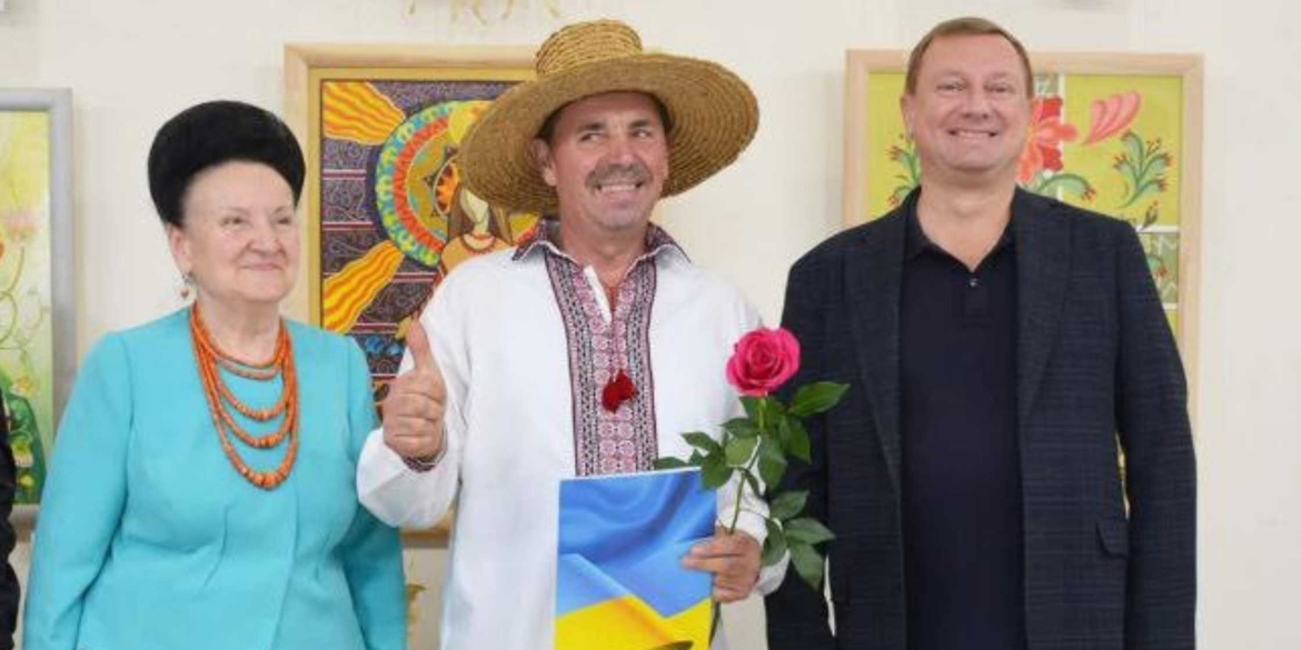 Майстер соломоплетіння із Крижополя потрапив до Книги рекордів України Майстер соломоплетіння із Крижополя потрапив до Книги рекордів України
