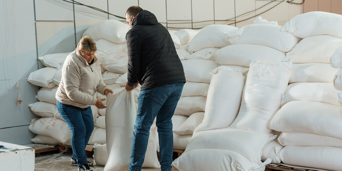 Майже 50 тонн борошна для багатодітних сімей видають у Вінниці