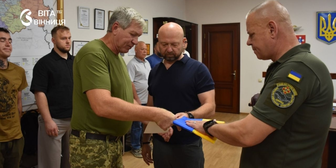 Медалі «За врятоване життя» та «За поранення» отримали воїни Вінницького району