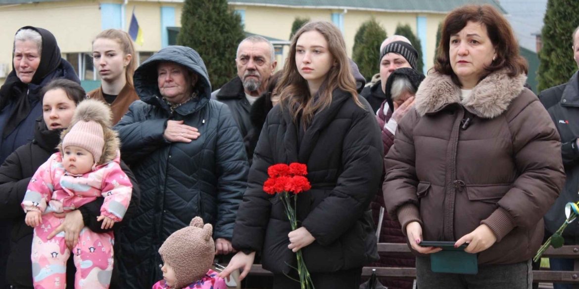Меморіал пам'яті у Могилеві-Подільському поповнили десять портретів загиблих захисників