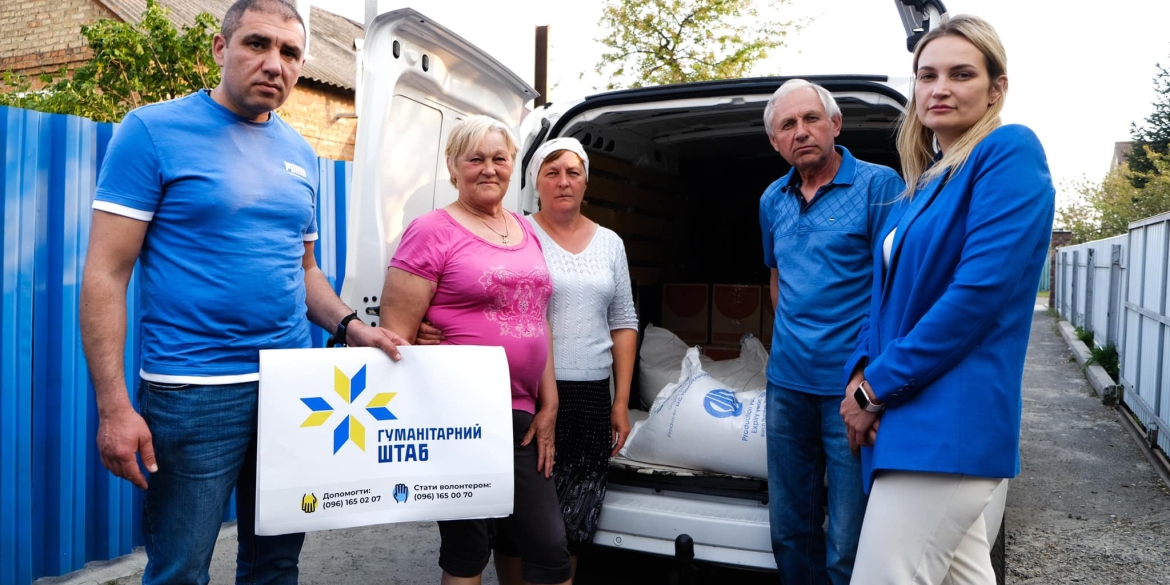 Мешканці Київщини отримали продовольчі набори, які їм передали з Вінниці