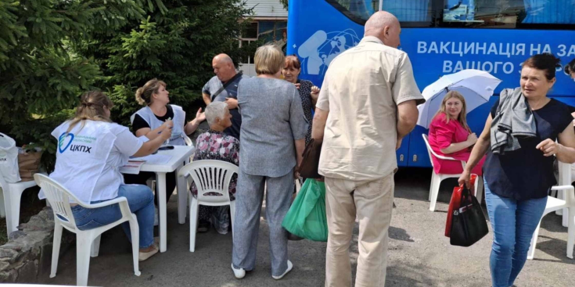 Мобільна амбулаторія та вакцинобус працювали у Погребищенській громаді