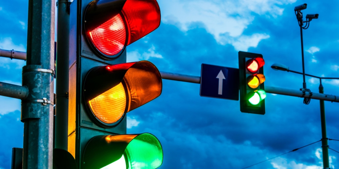 На 11 перехрестях Вінниці вже діють “безперебійні” світлофори