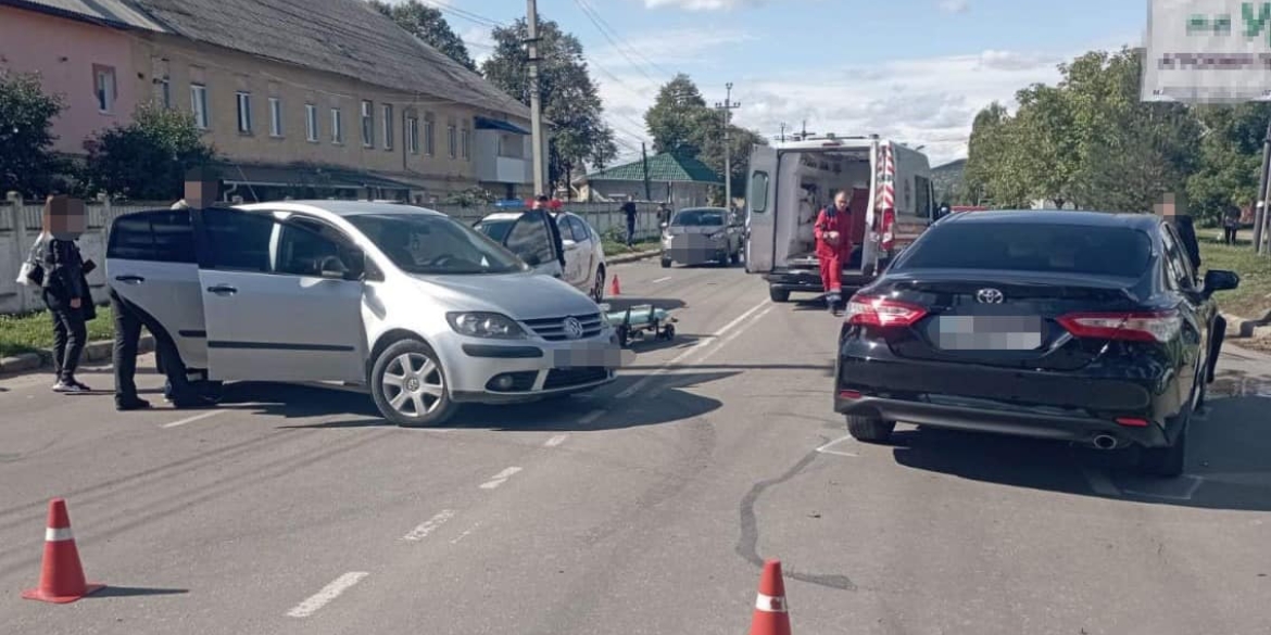 На автошляхах Вінниччини у ДТП за день постраждали три людини