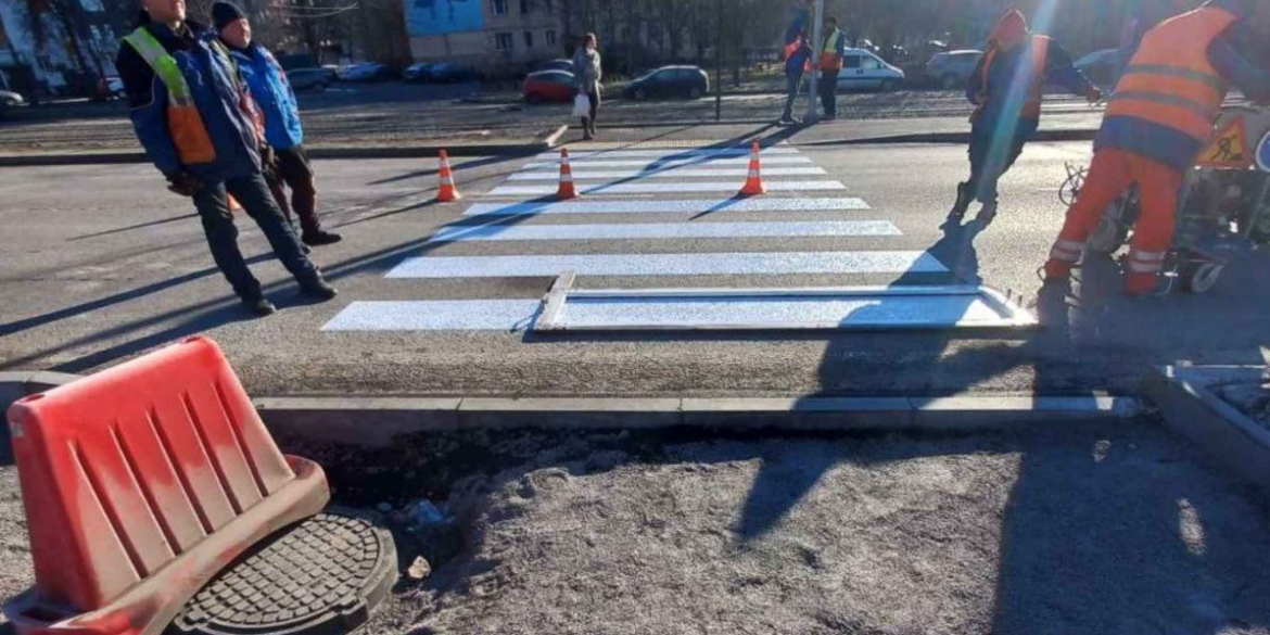 На Барському шосе у Вінниці створюють регульований перехід для безпеки пішоходів