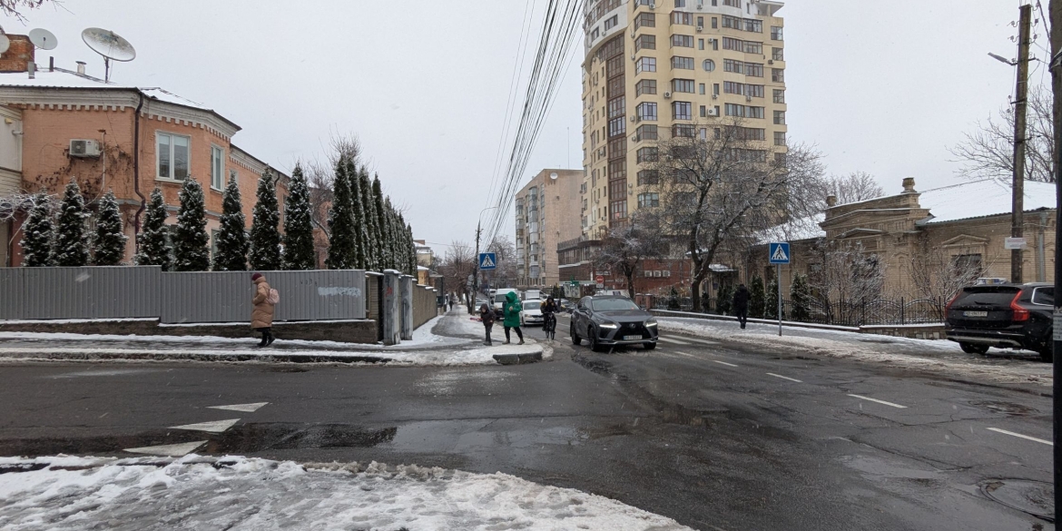 На двох вулицях у центрі Вінниці можуть запровадити односторонній рух транспорту