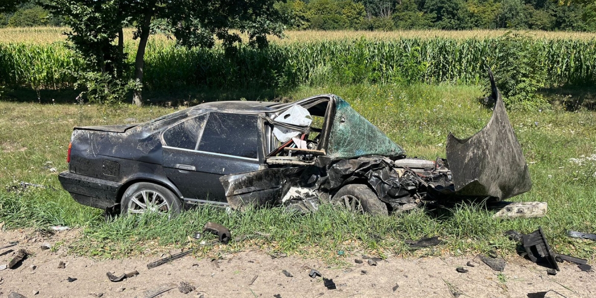 На Гайсинщині BMW зіткнувся з Chevrolet - двоє людей постраждали