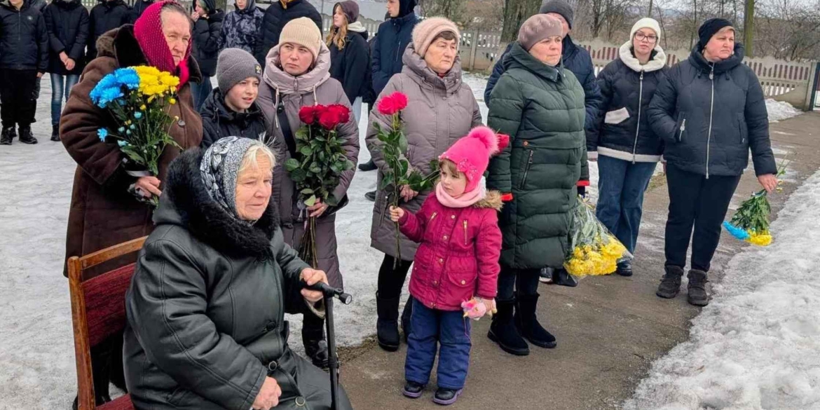 На Гайсинщині відкрили шість пам’ятних дошок захисникам