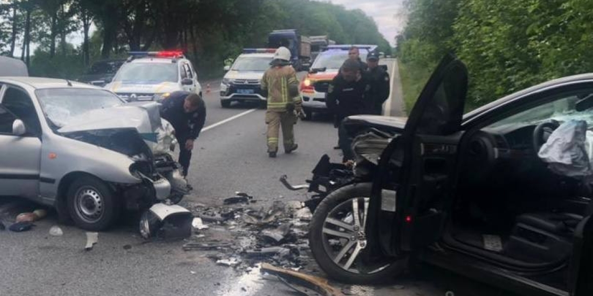 На Гайсинщині зіткнулись ЗАЗ та Volkswagen - загинули двоє людей