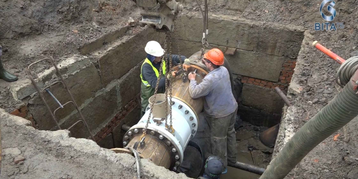 На магістральному водогоні Вінниці встановлюють новий водомір