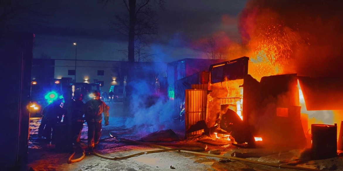 На Немирівському шосе у Вінниці горів паркувальний майданчик підприємства
