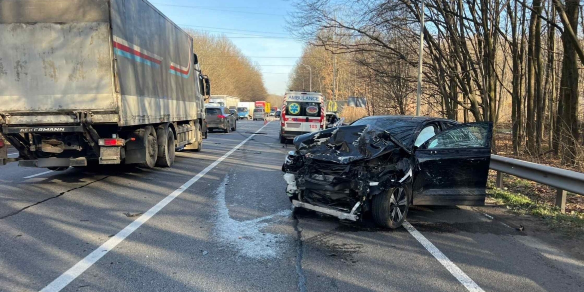 На об’їзній дорозі у Вінниці трапилась смертельна ДТП