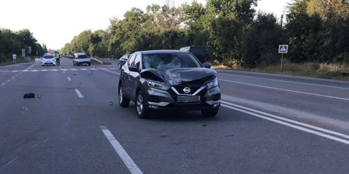 На околиці Вінниці водійка Nissan на смерть збила 28-річного хлопцяНа околиці Вінниці водійка Nissan на смерть збила 28-річного хлопця