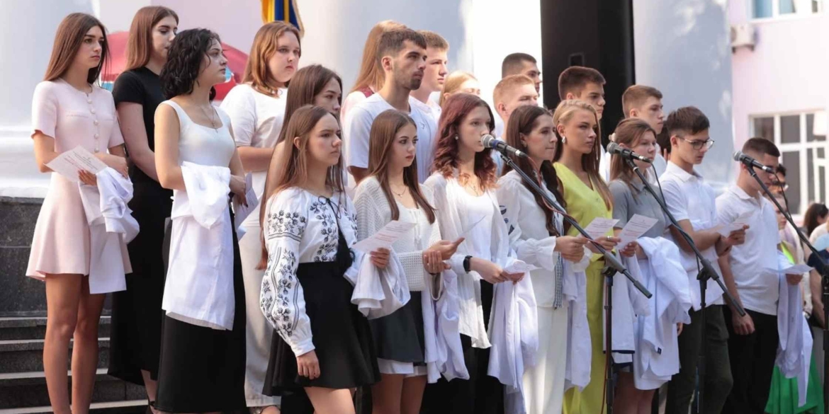 На посвяту вінницьких першокурсників медуніверситету завітала міністерка