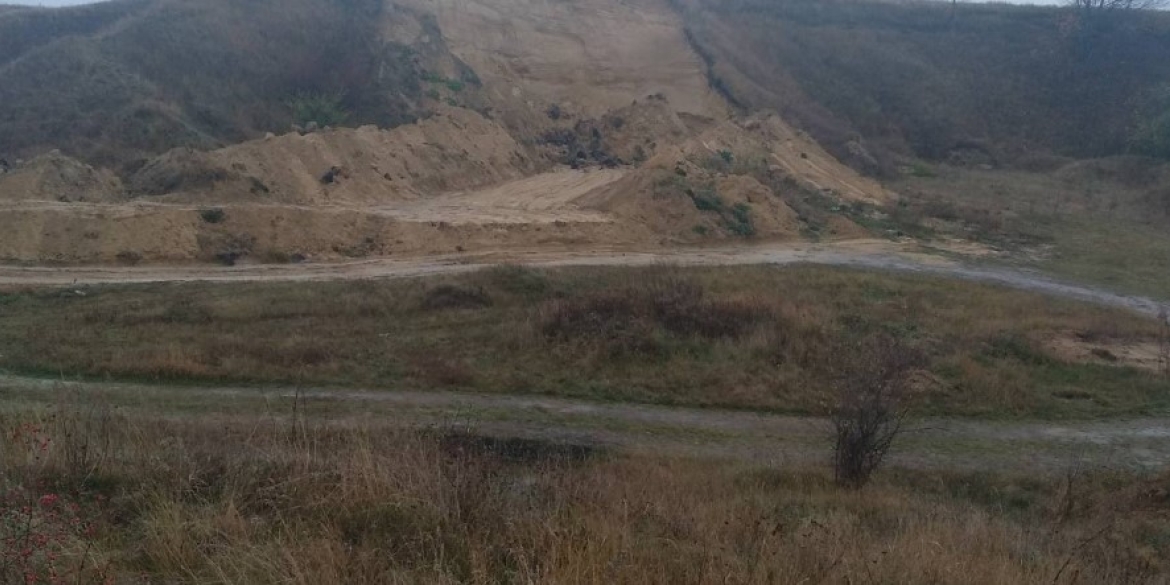 На родовищі в Тульчинському районі незаконно видобували пісок