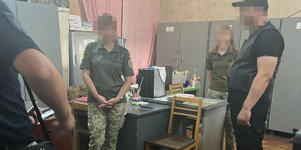 На Вінниччині ДБР проводить масові обшуки у військкоматах та ВЛК