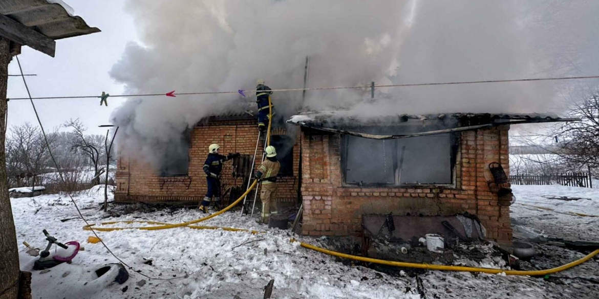 На Вінниччині 72-річний пенсіонер загинув під час пожежі у власному будинку