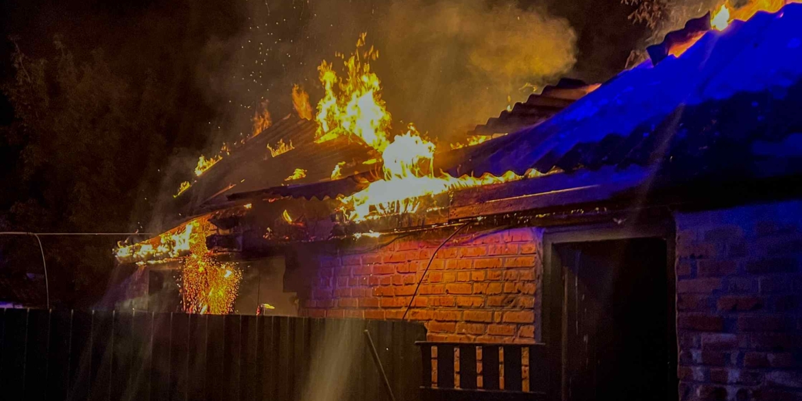 На Вінниччині горіли авто, господарські будівлі та чагарники