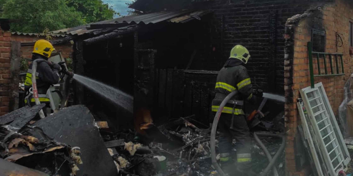 На Вінниччині горіли господарські споруди у трьох громадах