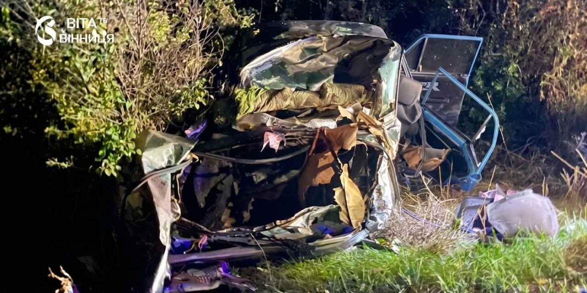 На Вінниччині легковик зіткнувся з вантажівкою загинули 9-місячне немовля і 4-річна дитина