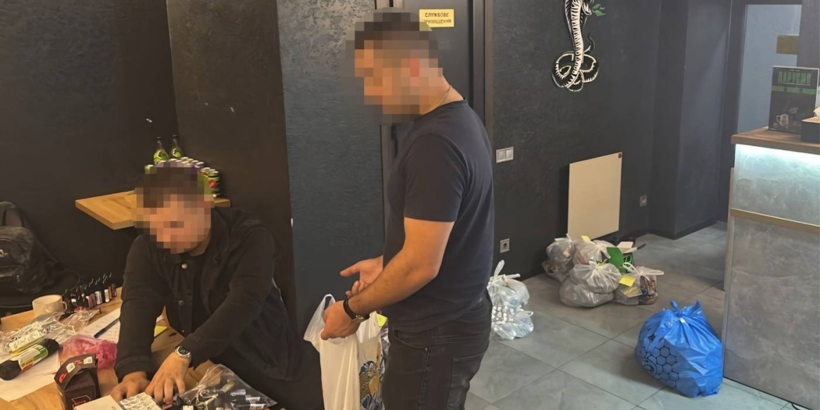 На Вінниччині ліквідували масштабну мережу збуту нелегальних рідин для електронних сигарет