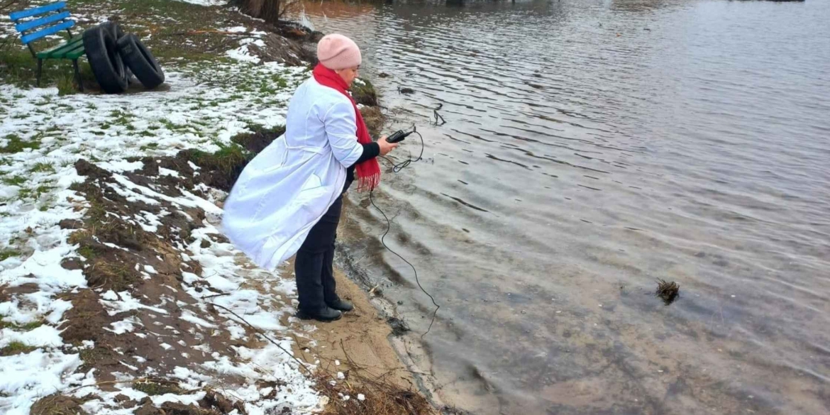 На Вінниччині моніторять наслідки забруднення мазутом акваторії Південного Бугу