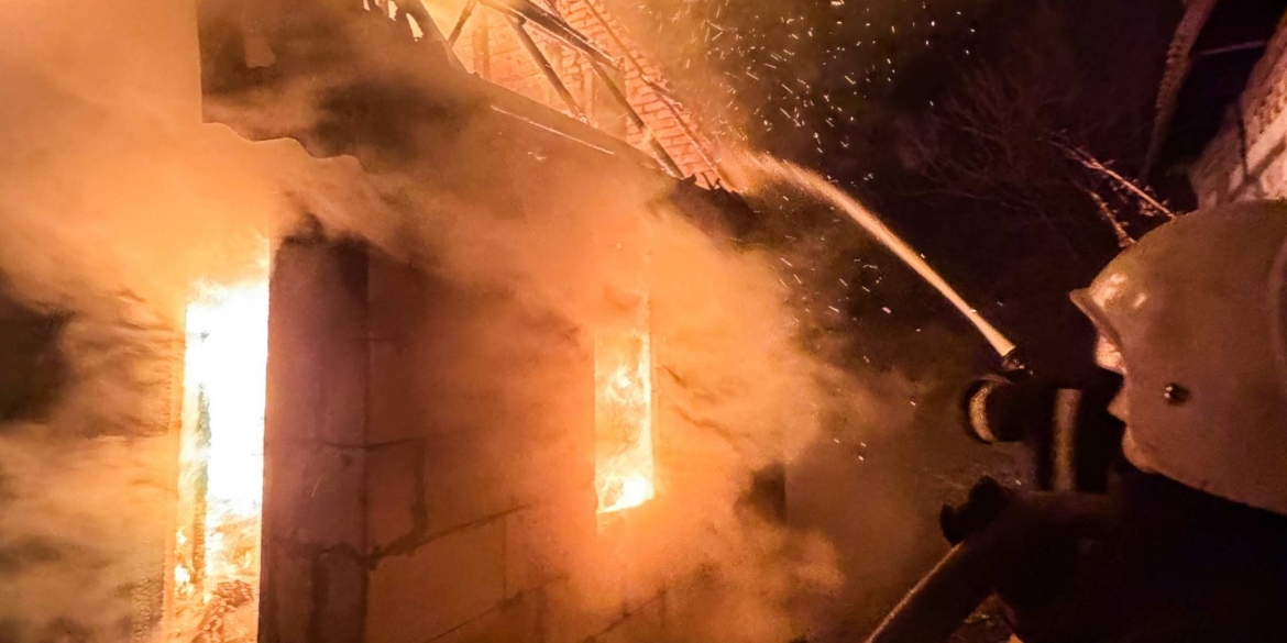 На Вінниччині під час пожежі у власному будинку загинув 70-річний пенсіонер