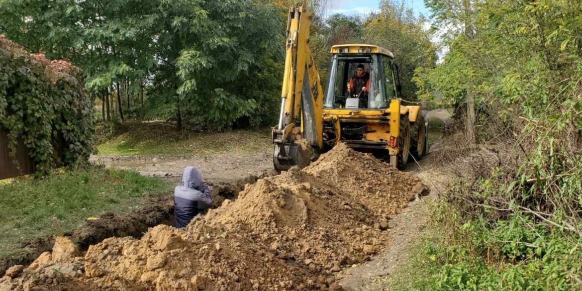 На Вінниччині починають прокладати водогін у селі з назвою Безводне