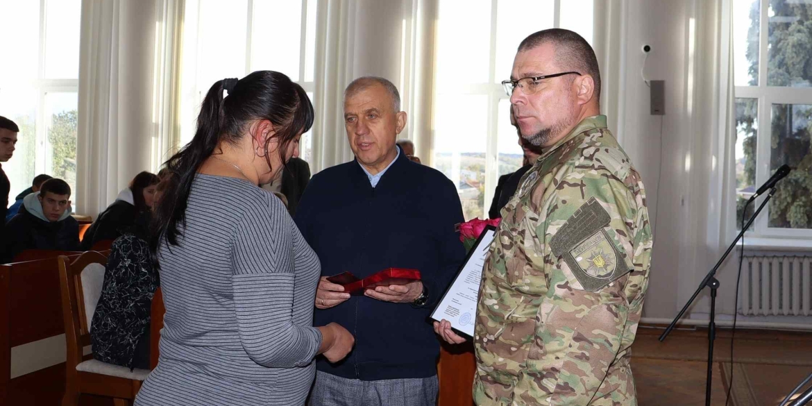 На Вінниччині посмертні нагороди воїнів зі штурмової бригади «Лють» отримали їх рідні