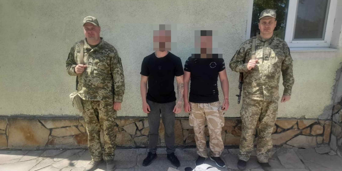 На Вінниччині прикордонники затримали велосипедистів у гідрокостюмах