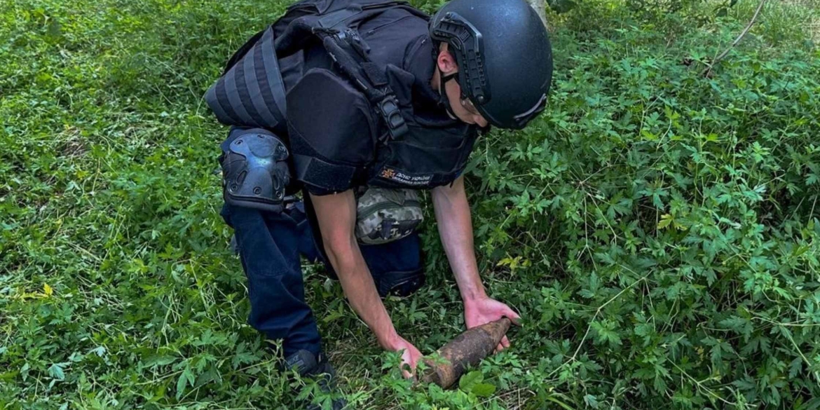 На Вінниччині сапери ДСНС знищили артилерійський снаряд