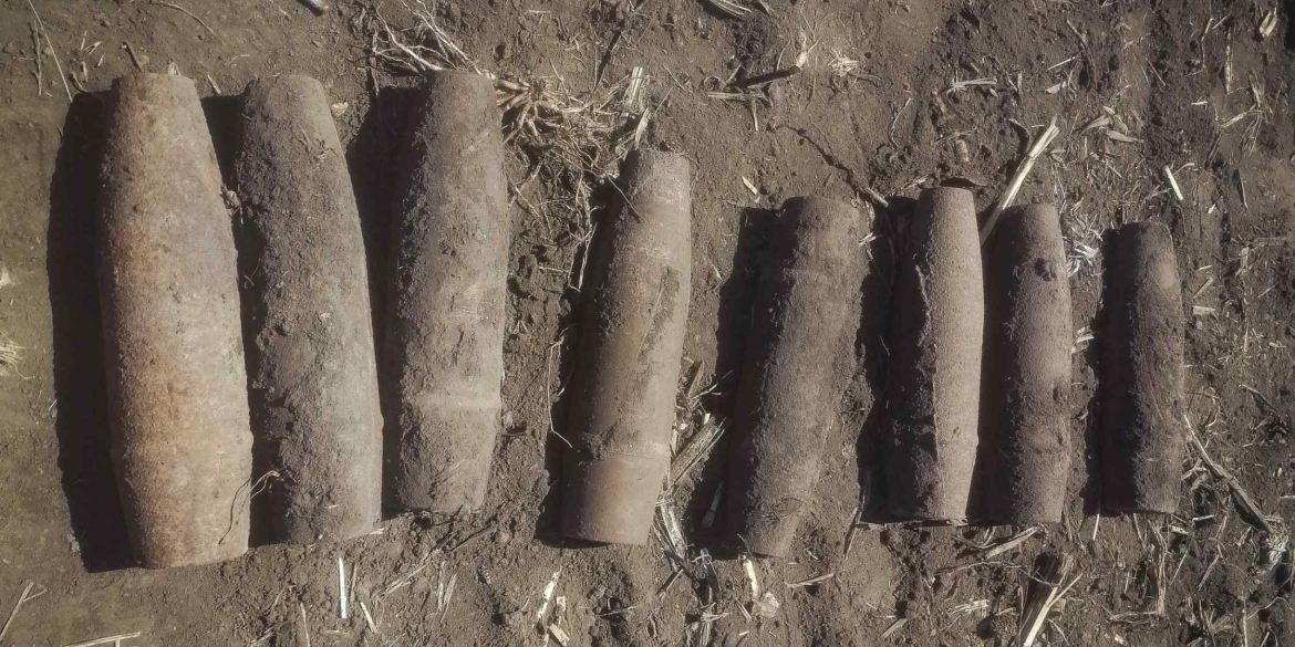 На Вінниччині сапери ДСНС знищили вісім артилерійських снарядів
