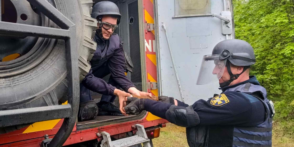 На Вінниччині сапери знищили 76-міліметровий артилерійський снаряд