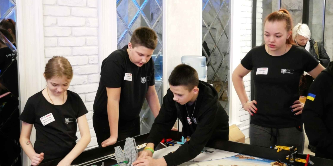 На Вінниччині відбувся захід «EGAP RoboFamily FLL без кордонів»