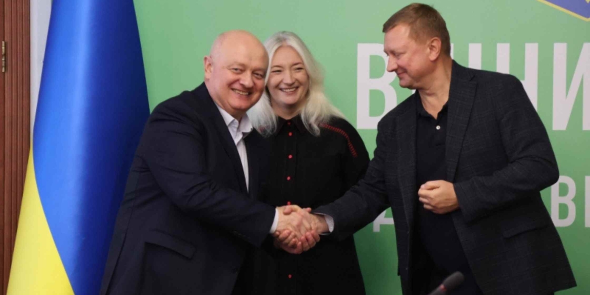 На Вінниччині відзначили працівників екстреної медичної допомоги 