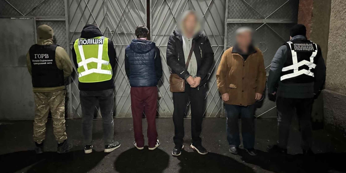 На Вінниччині викрили таксиста, який налагодив незаконний трансфер через кордон