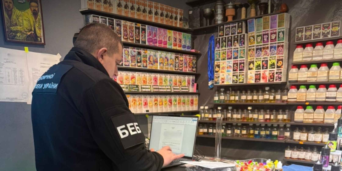 На Вінниччині вилучили з незаконного обігу продукцію для вейпінгу на 1,5 млн грн