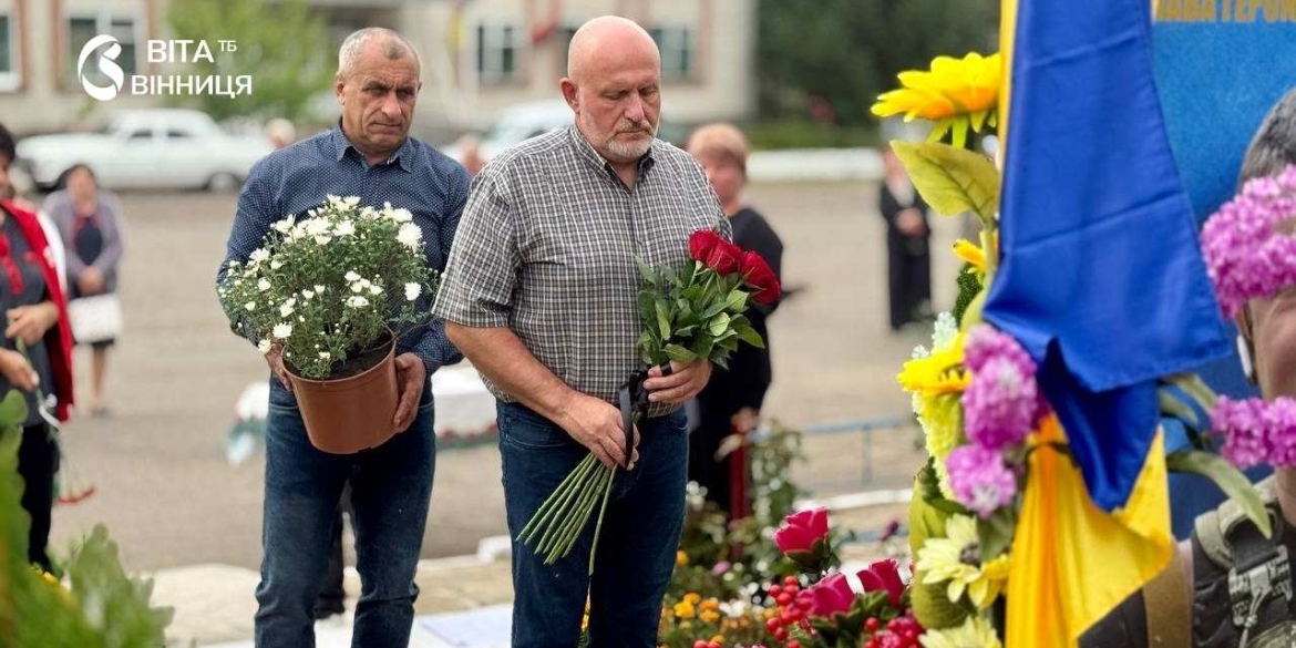 На Вінниччині з'явилася Алея пам'яті сержанта-прикордонника, який загинув на Харківщині